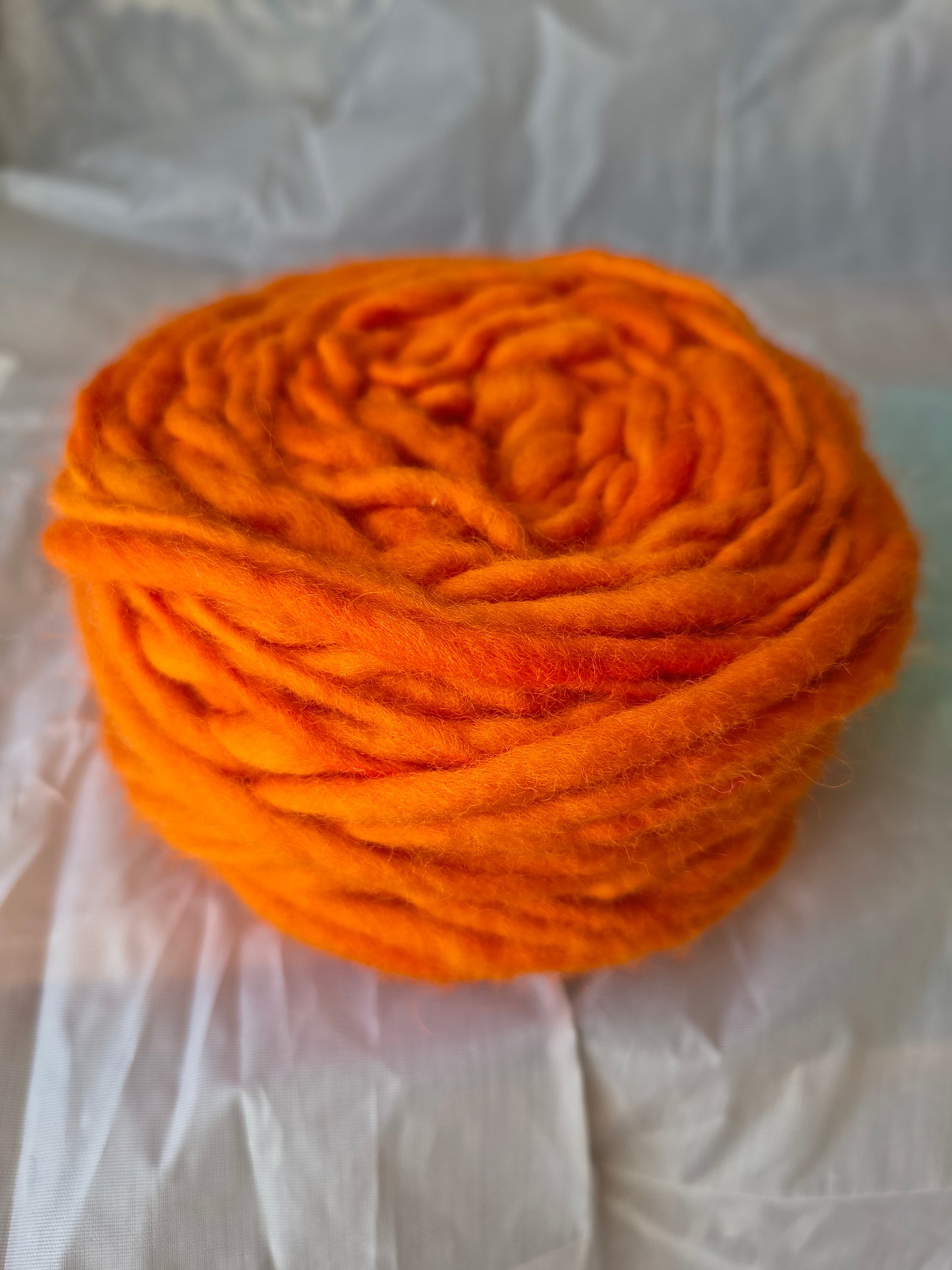 Ovillo 100 grs de Lana natural de oveja corriedale (merino -lincoln) suave al tacto