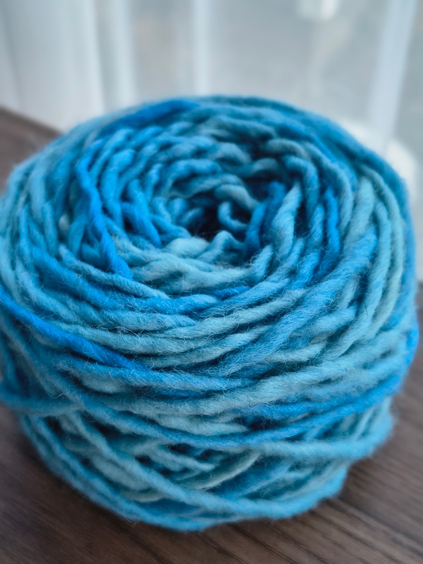 Ovillo 100 grs de Lana natural de oveja corriedale (merino -lincoln) suave al tacto
