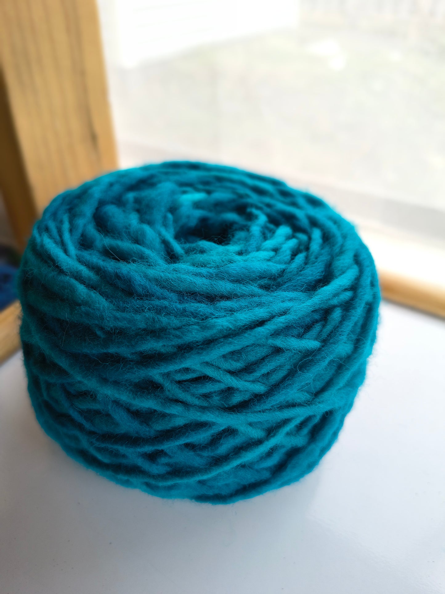 Ovillo 100 grs de Lana natural de oveja corriedale (merino -lincoln) suave al tacto