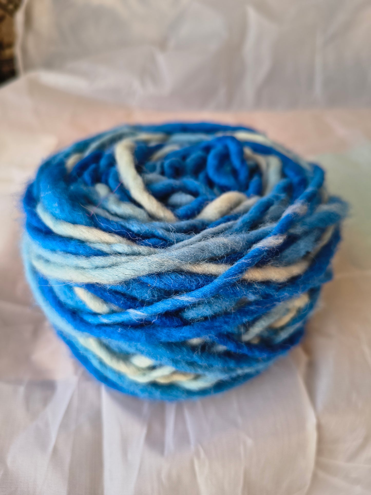 Ovillo 100 grs de Lana natural de oveja corriedale (merino -lincoln) suave al tacto