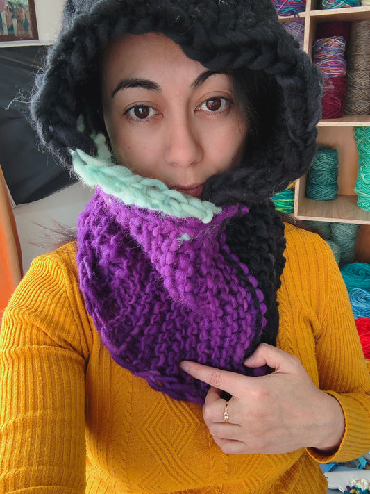Capucha tejida a palillos de lana natural suave 50% merino