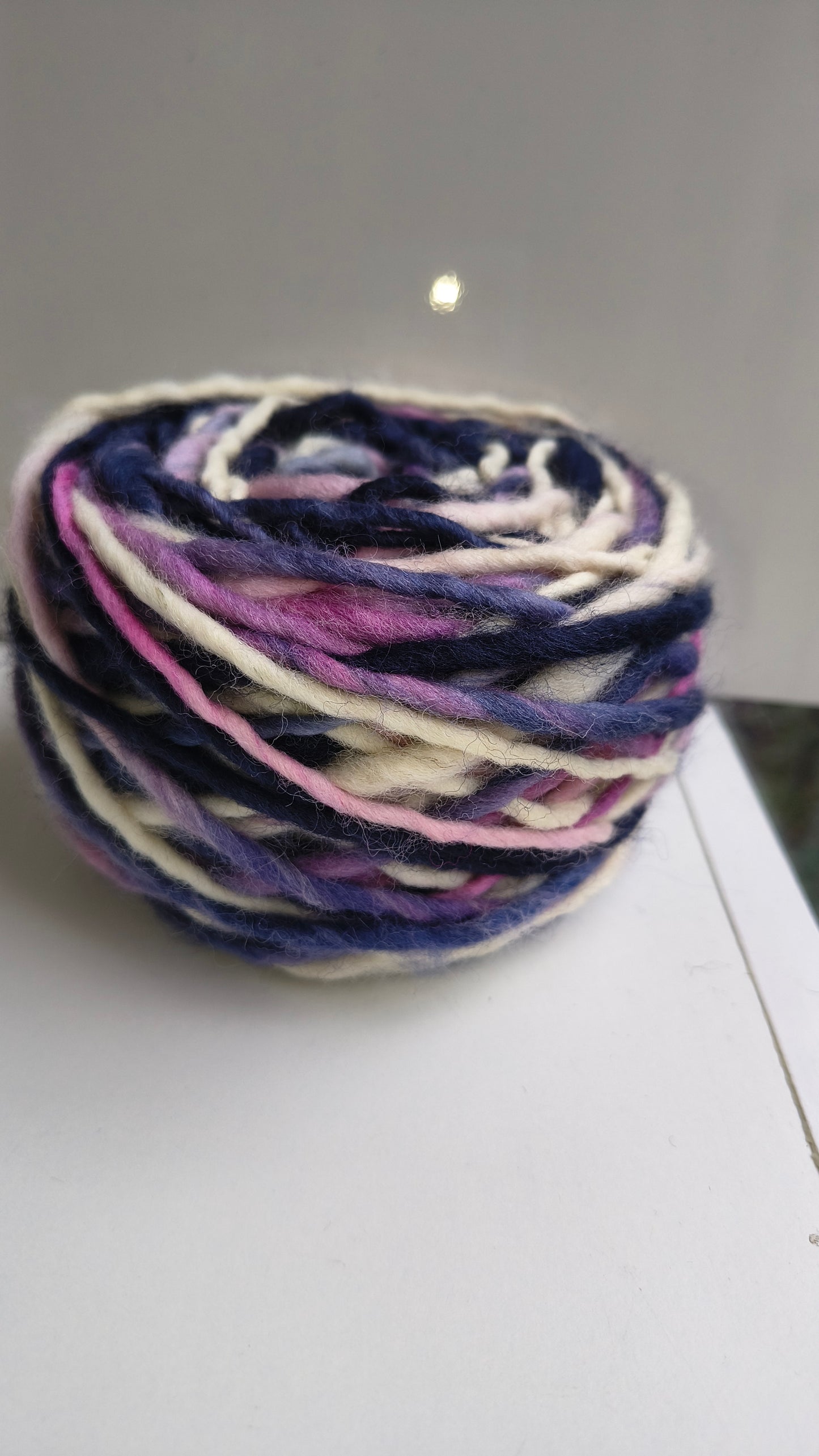 Ovillo 100 grs de Lana natural de oveja corriedale (merino -lincoln) suave al tacto