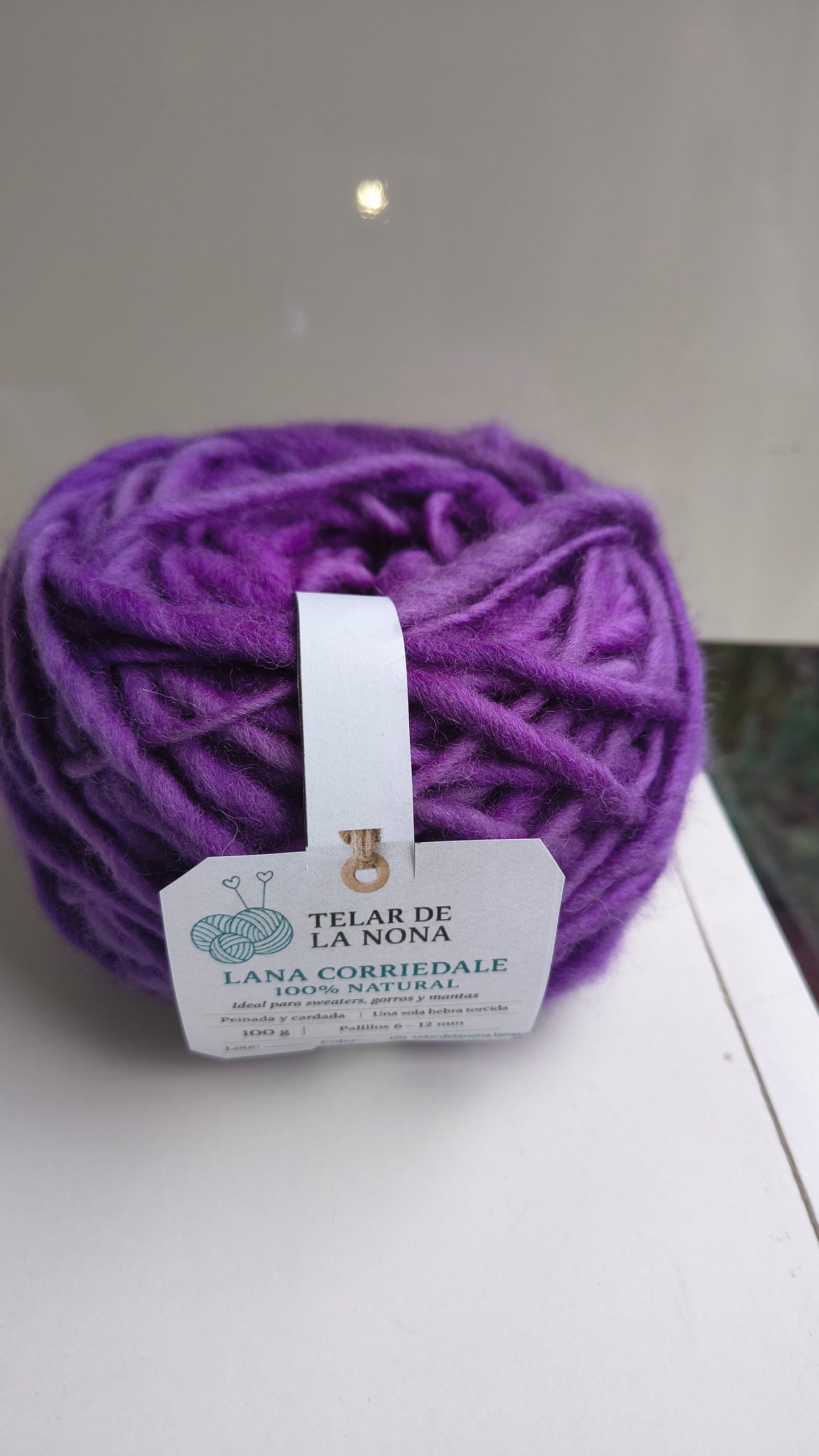 Ovillo 100 grs de Lana natural de oveja corriedale (merino -lincoln) suave al tacto