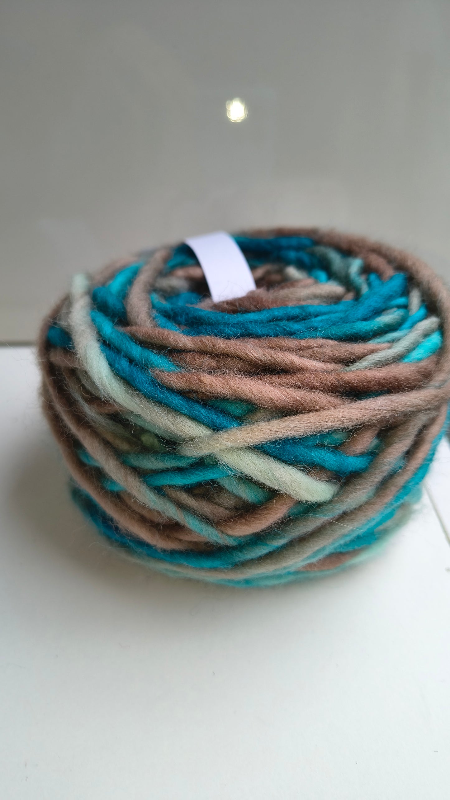 Ovillo 100 grs de Lana natural de oveja corriedale (merino -lincoln) suave al tacto
